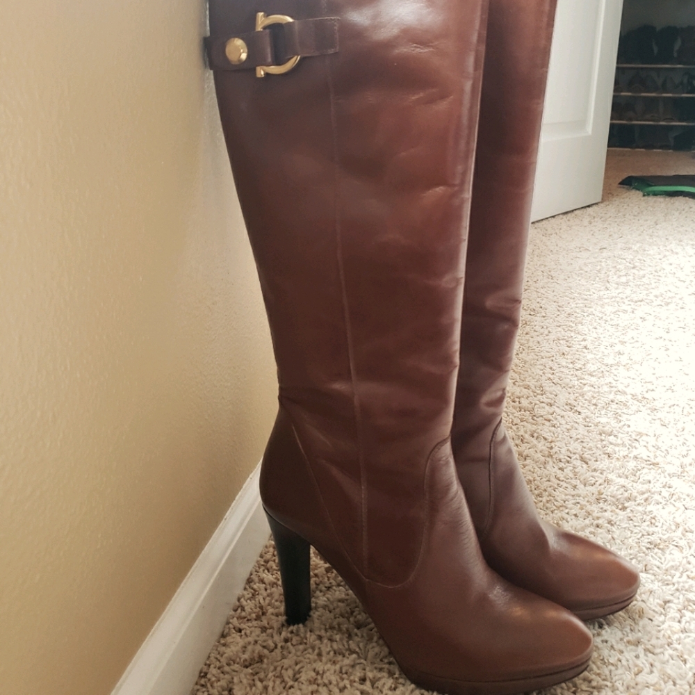 Pepe Castell Boots